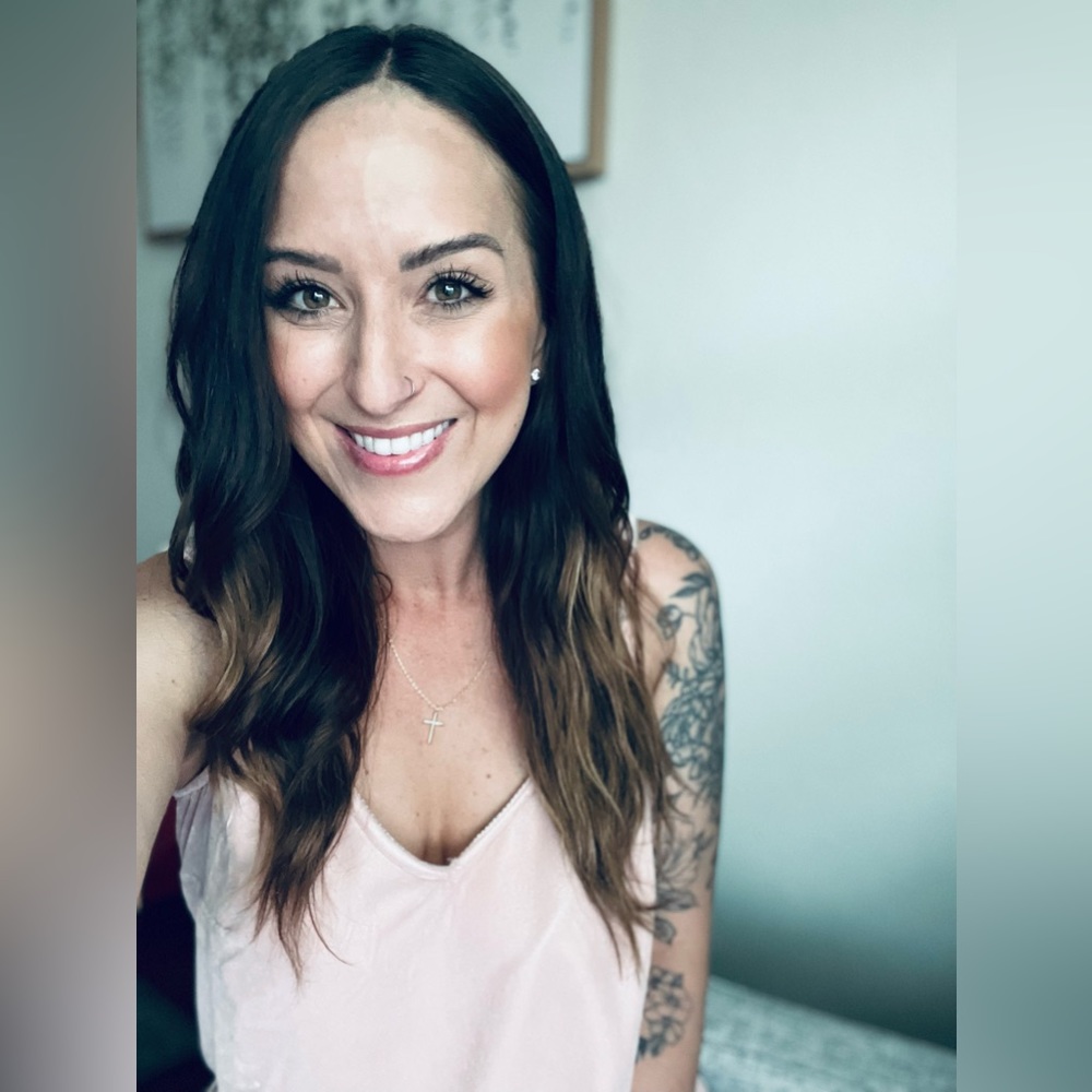 Meet your Posher, Carrie